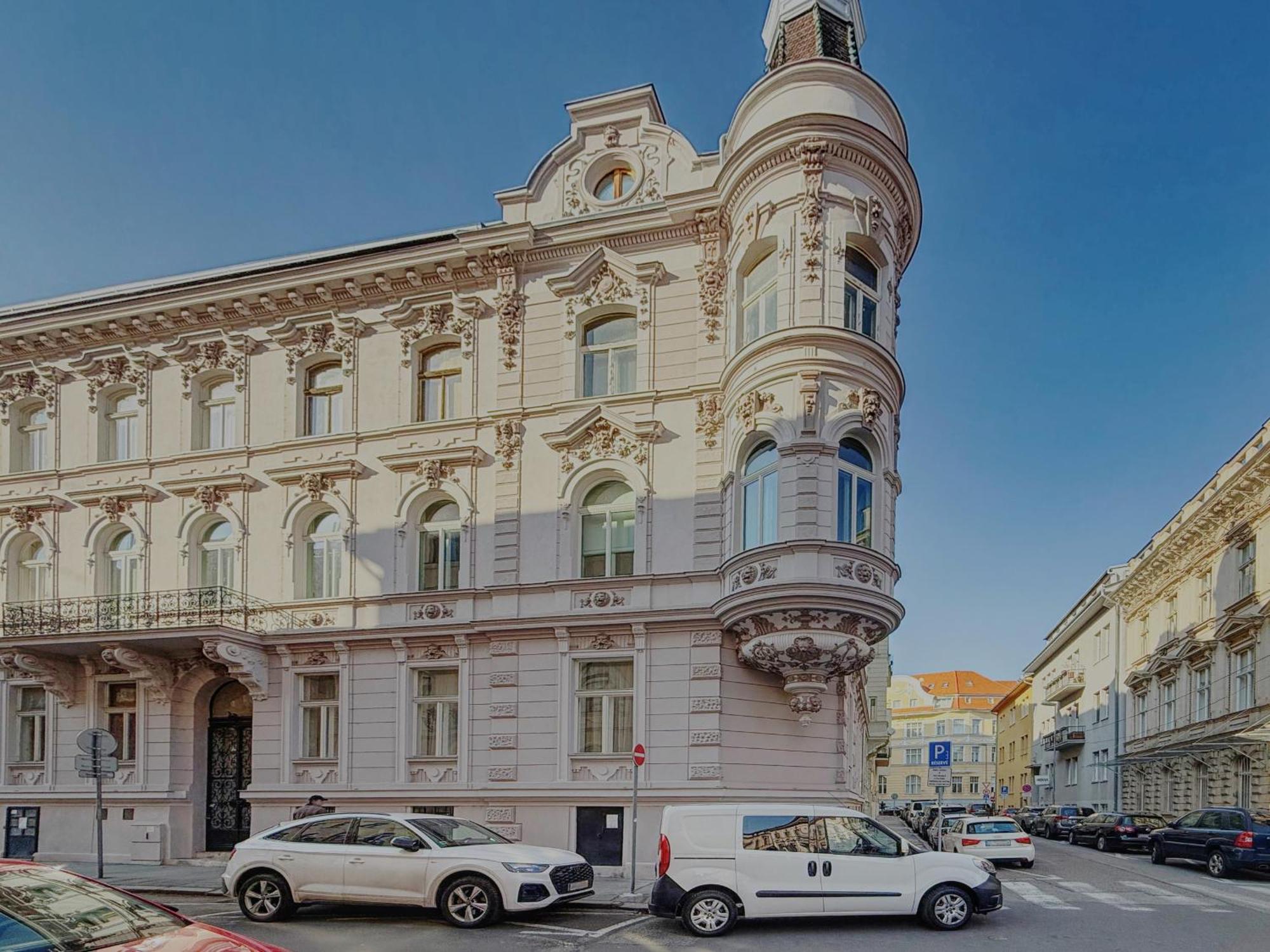 Beautiful Condo At The Old Town Bratislava Eksteriør bilde