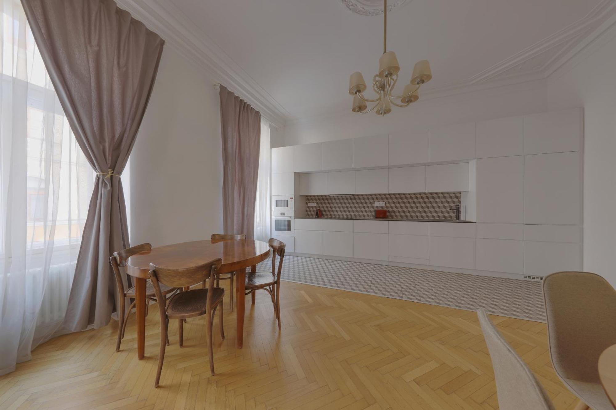 Beautiful Condo At The Old Town Bratislava Eksteriør bilde