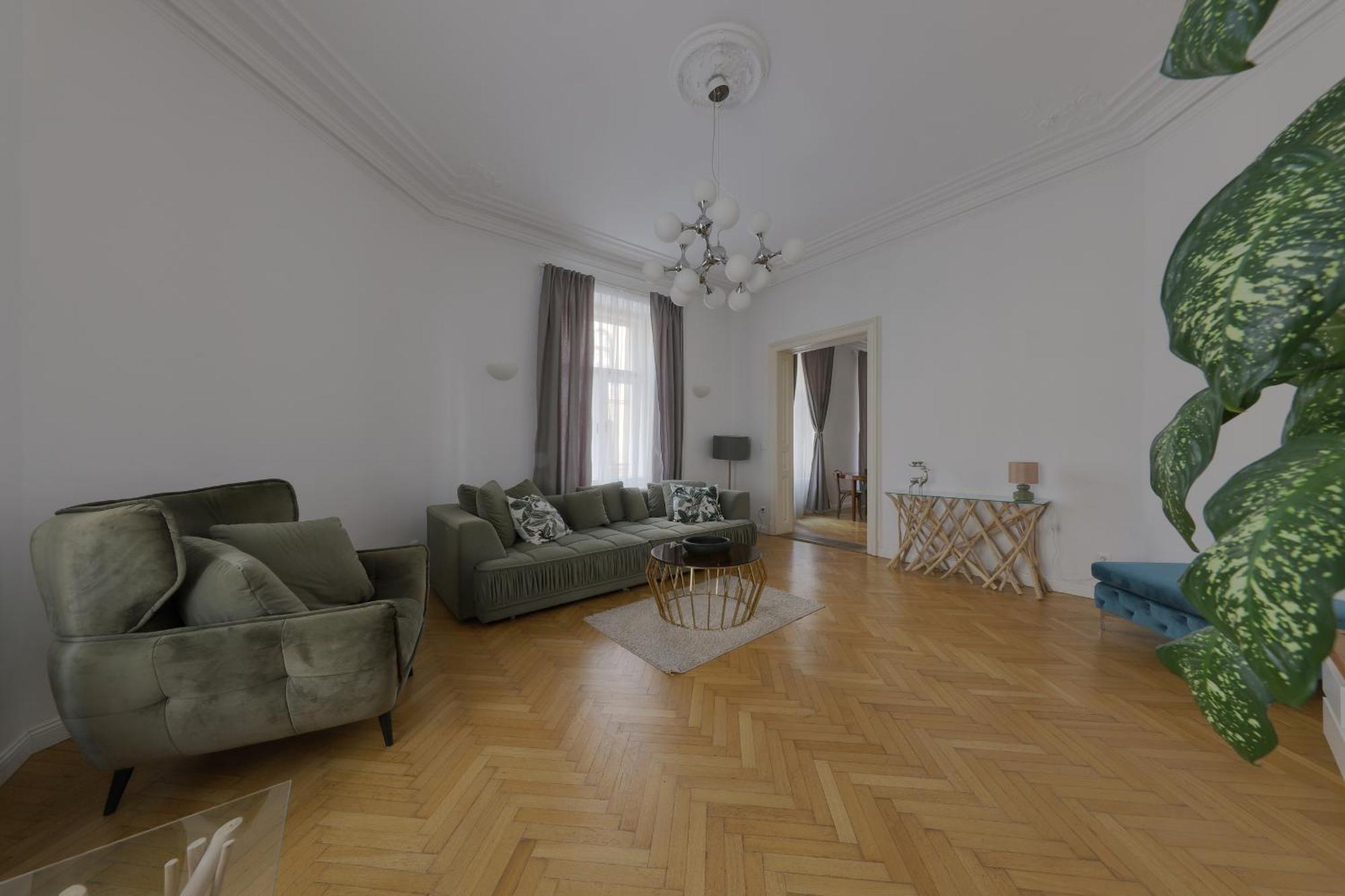 Beautiful Condo At The Old Town Bratislava Eksteriør bilde