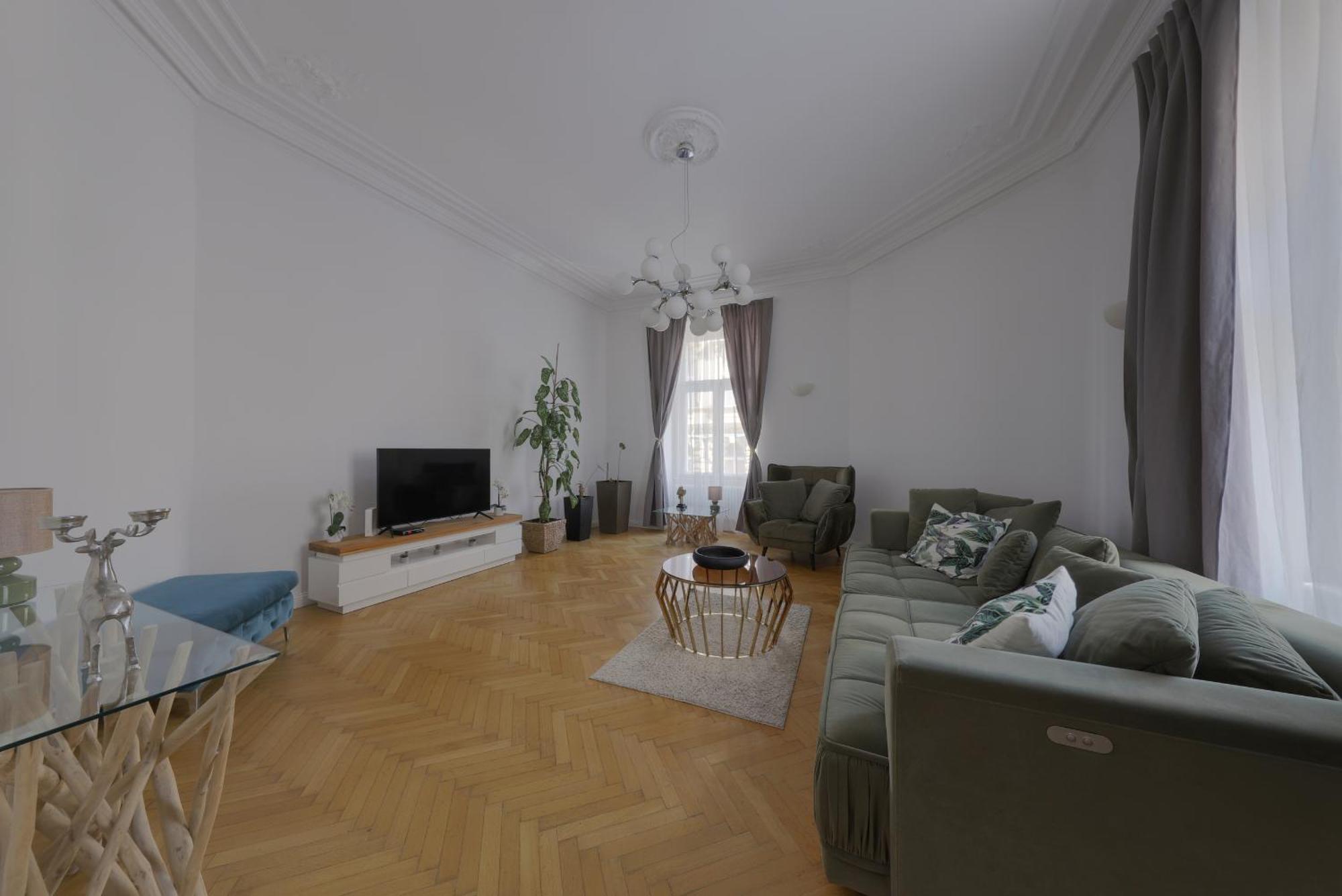 Beautiful Condo At The Old Town Bratislava Eksteriør bilde