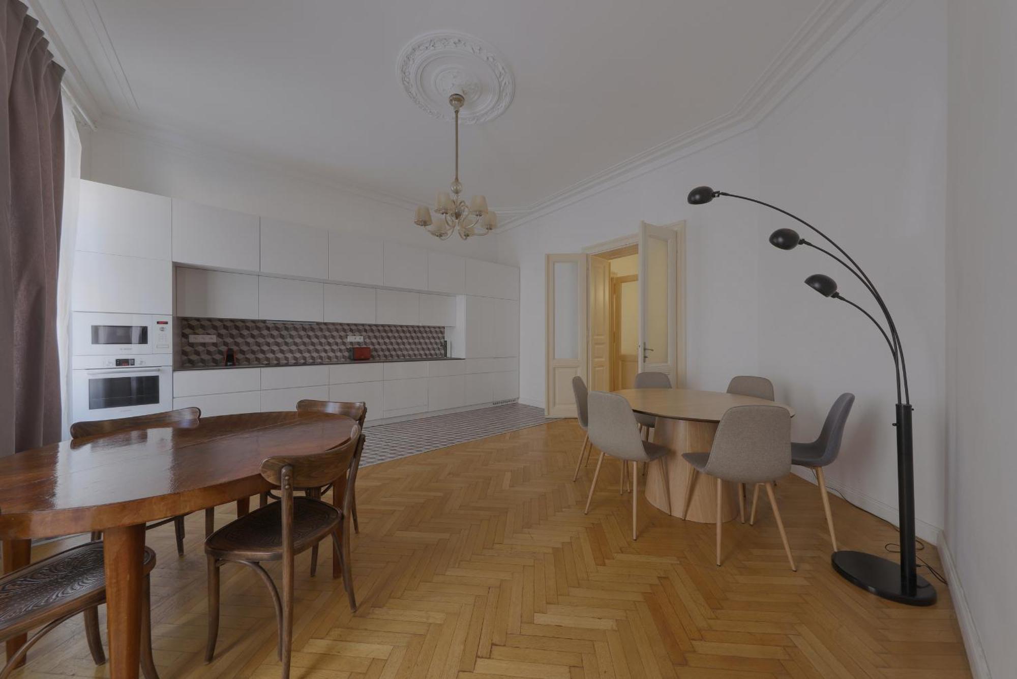 Beautiful Condo At The Old Town Bratislava Eksteriør bilde