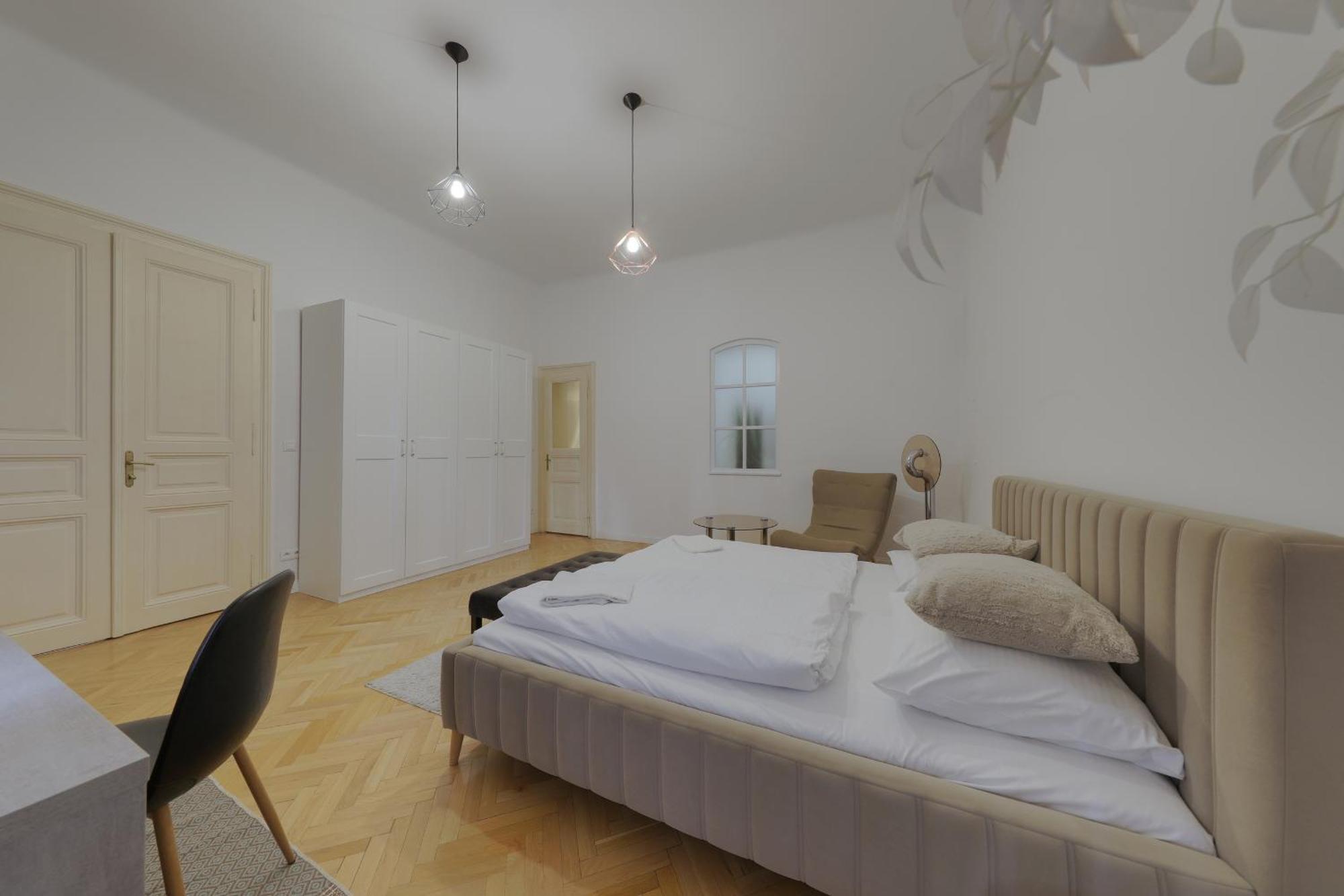 Beautiful Condo At The Old Town Bratislava Eksteriør bilde