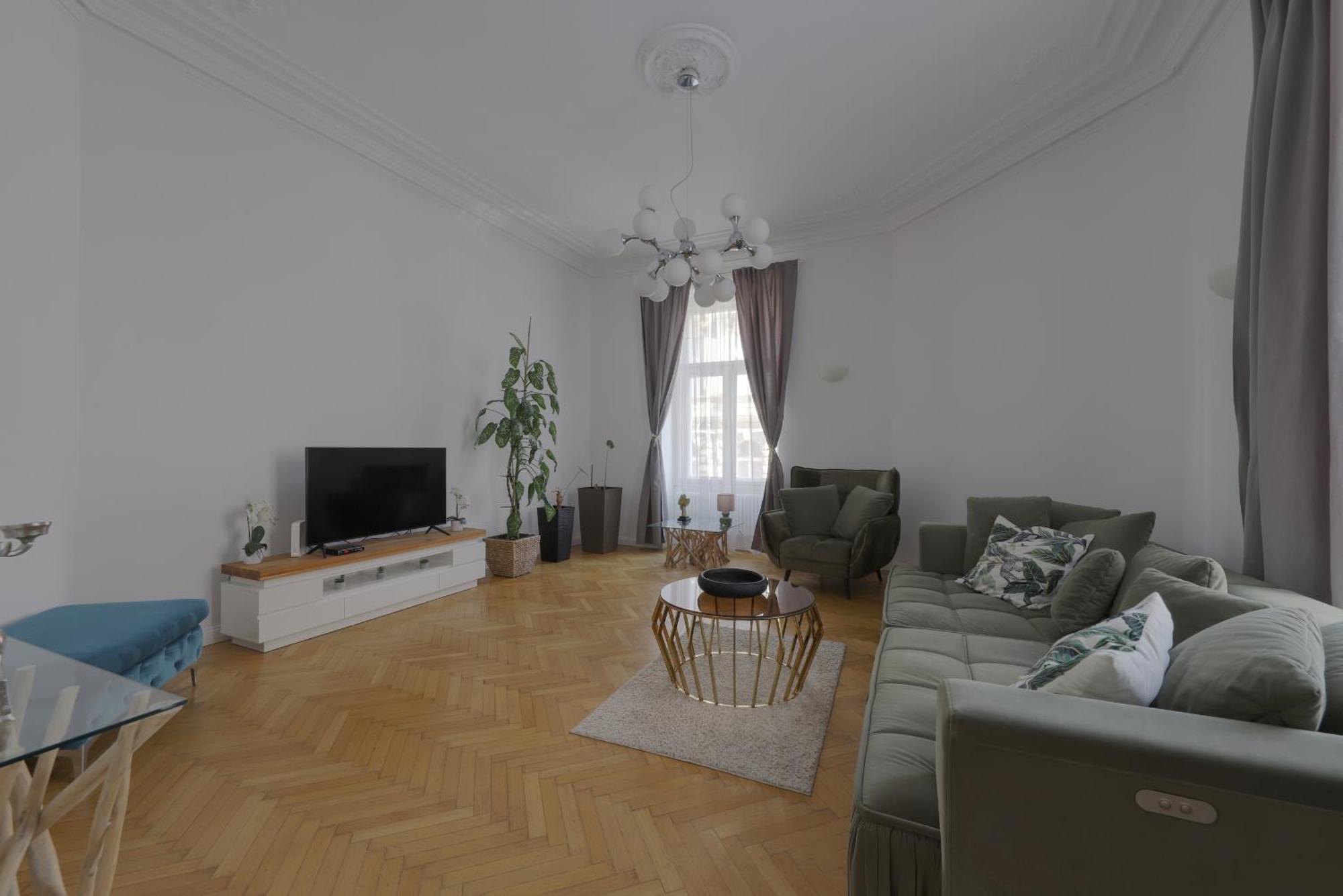 Beautiful Condo At The Old Town Bratislava Eksteriør bilde